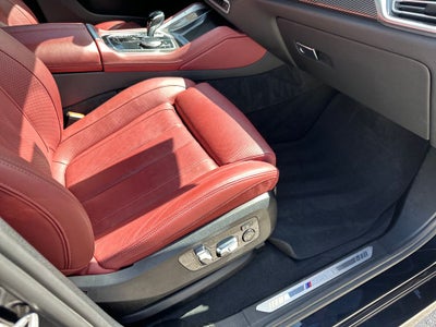 2022 BMW X6 M50i