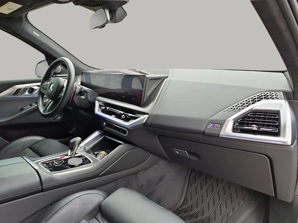 2025 BMW XM Base