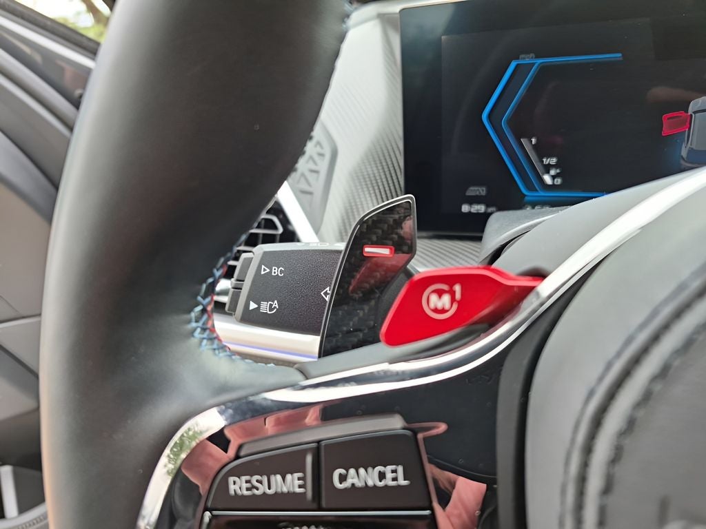 2025 BMW XM Base