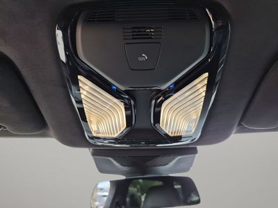 2025 BMW XM Base