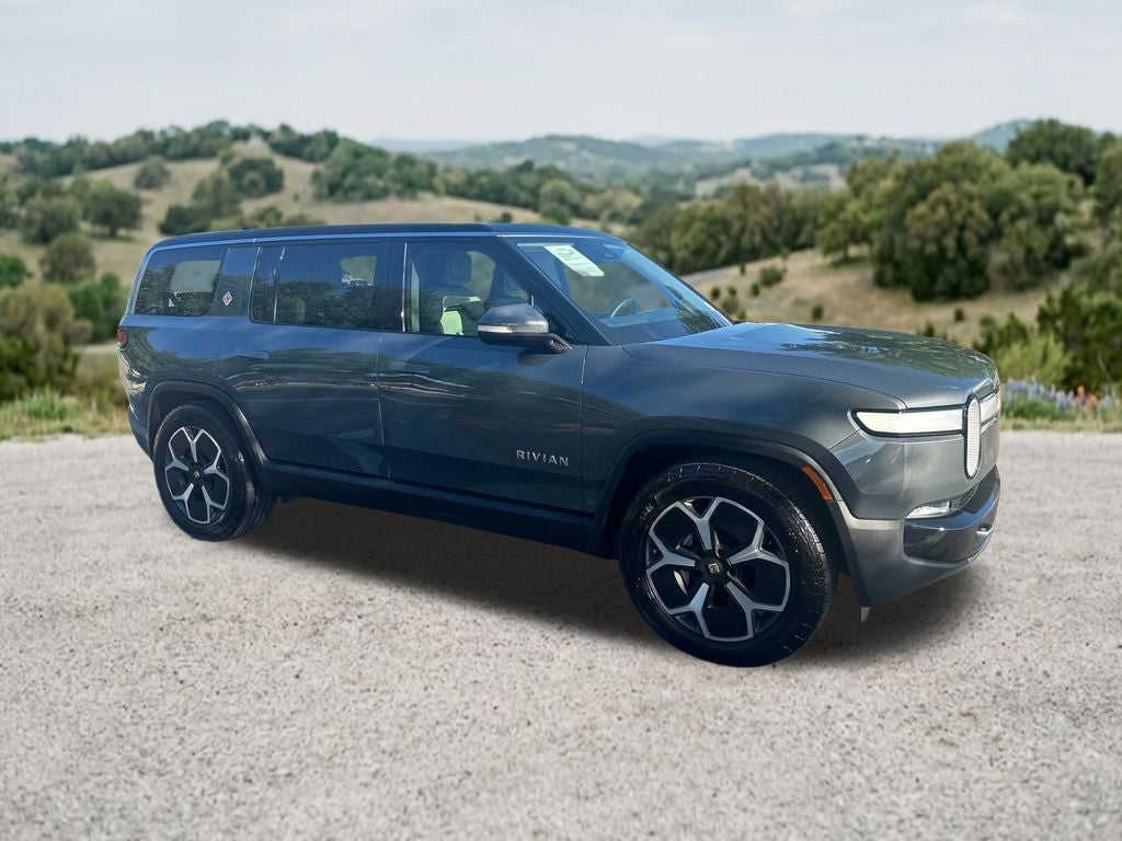 2024 Rivian R1S Adventure