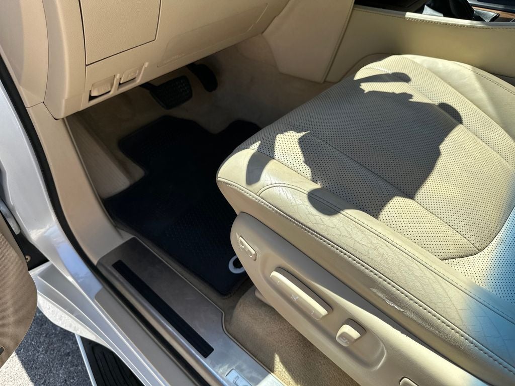 2020 Lexus LX 570