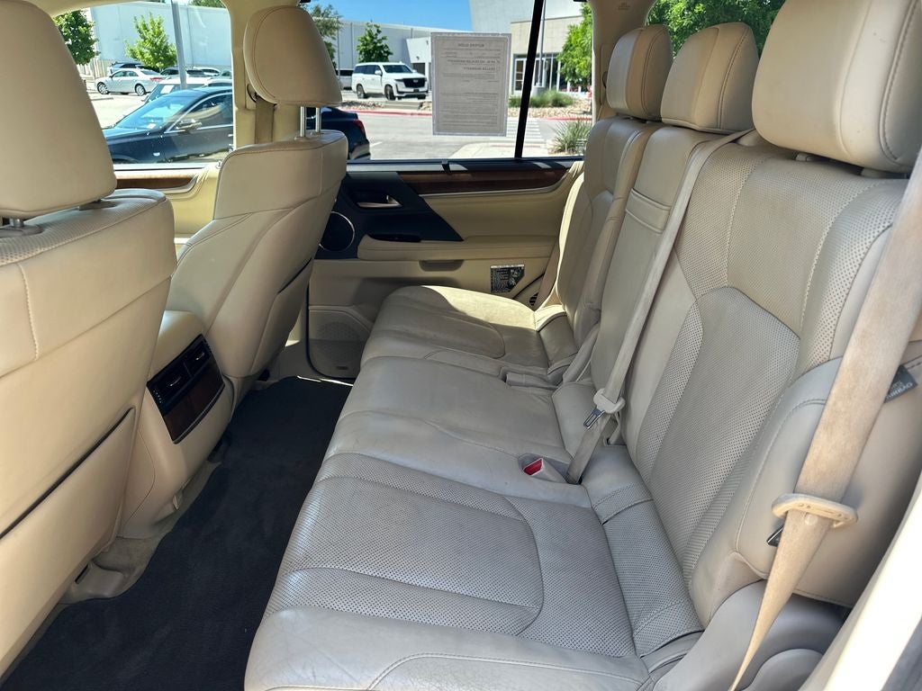 2020 Lexus LX 570