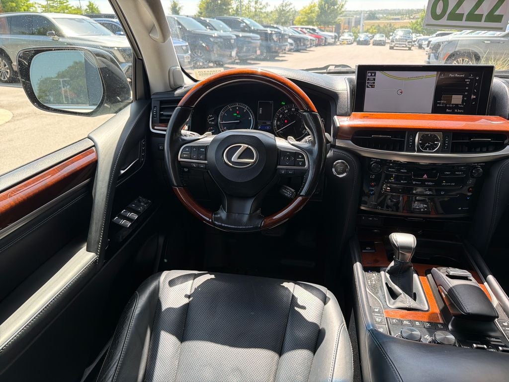 2017 Lexus LX 570