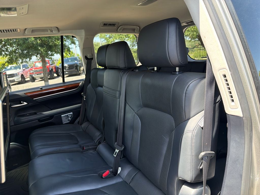 2017 Lexus LX 570