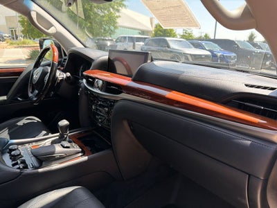 2017 Lexus LX 570