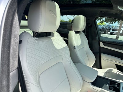 2024 Jaguar F-PACE P250 R-Dynamic S