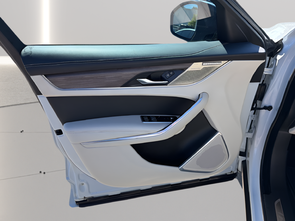 2021 Jaguar F-PACE P400 R-Dynamic S