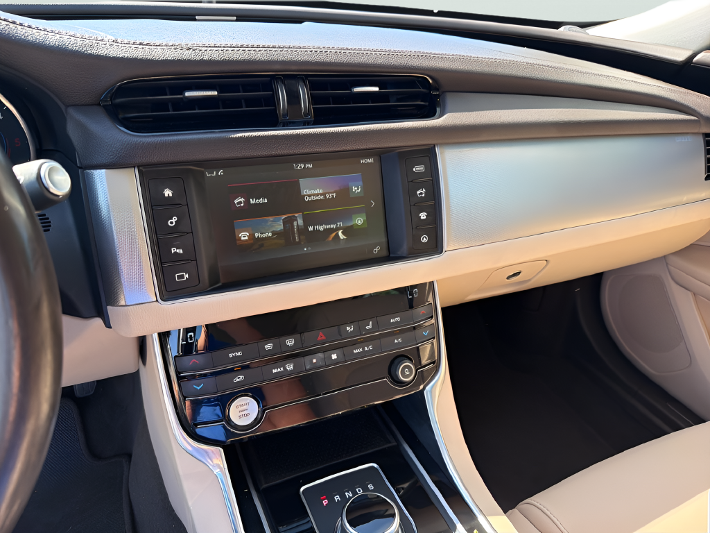2017 Jaguar XF 20d Premium
