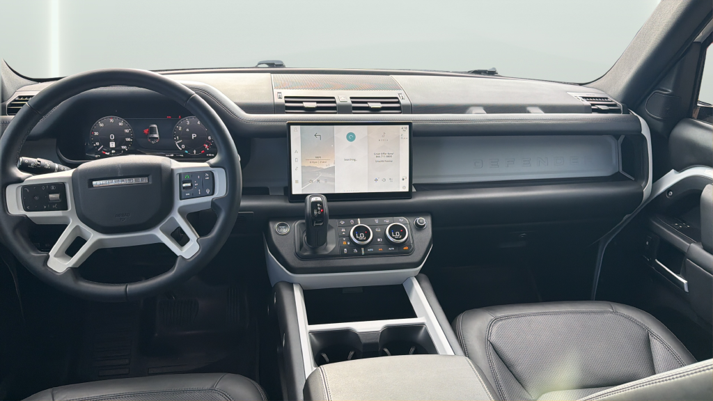 2025 Land Rover Defender 130 S