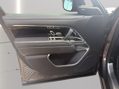 2023 Land Rover Range Rover SE LWB