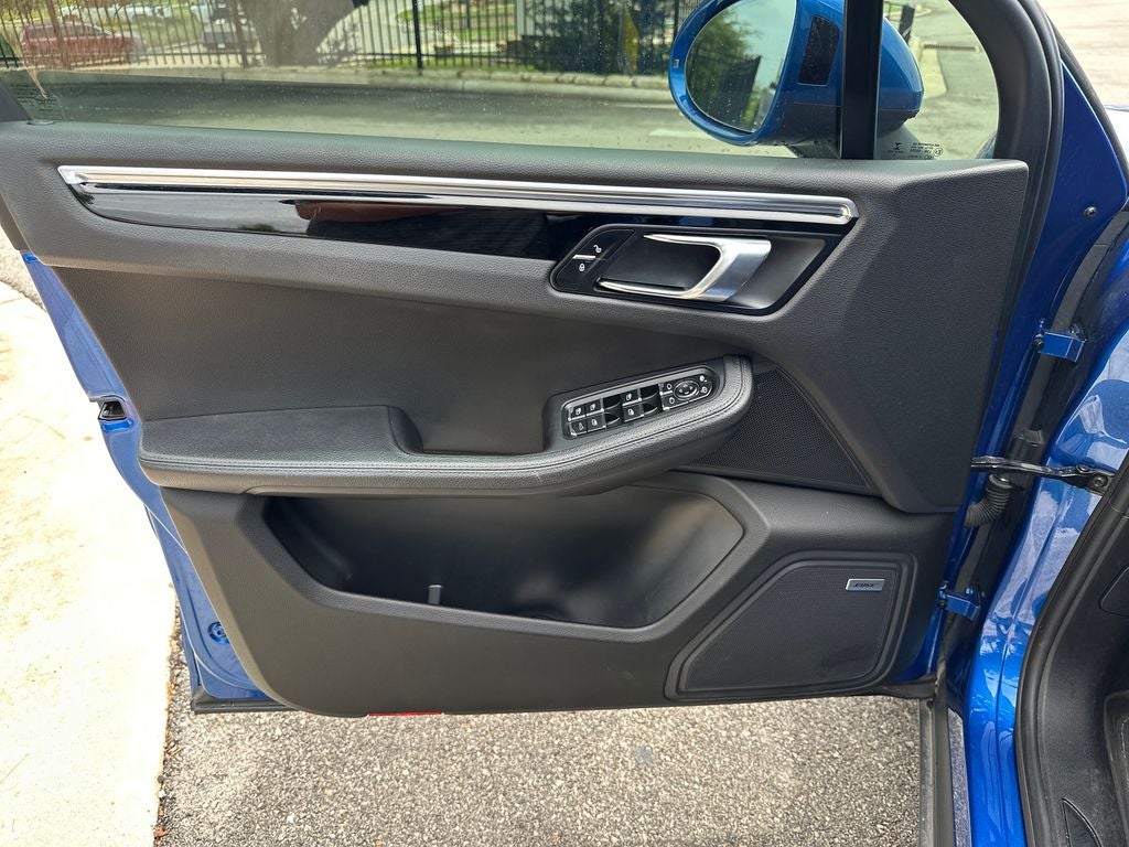 2018 Porsche Macan Base