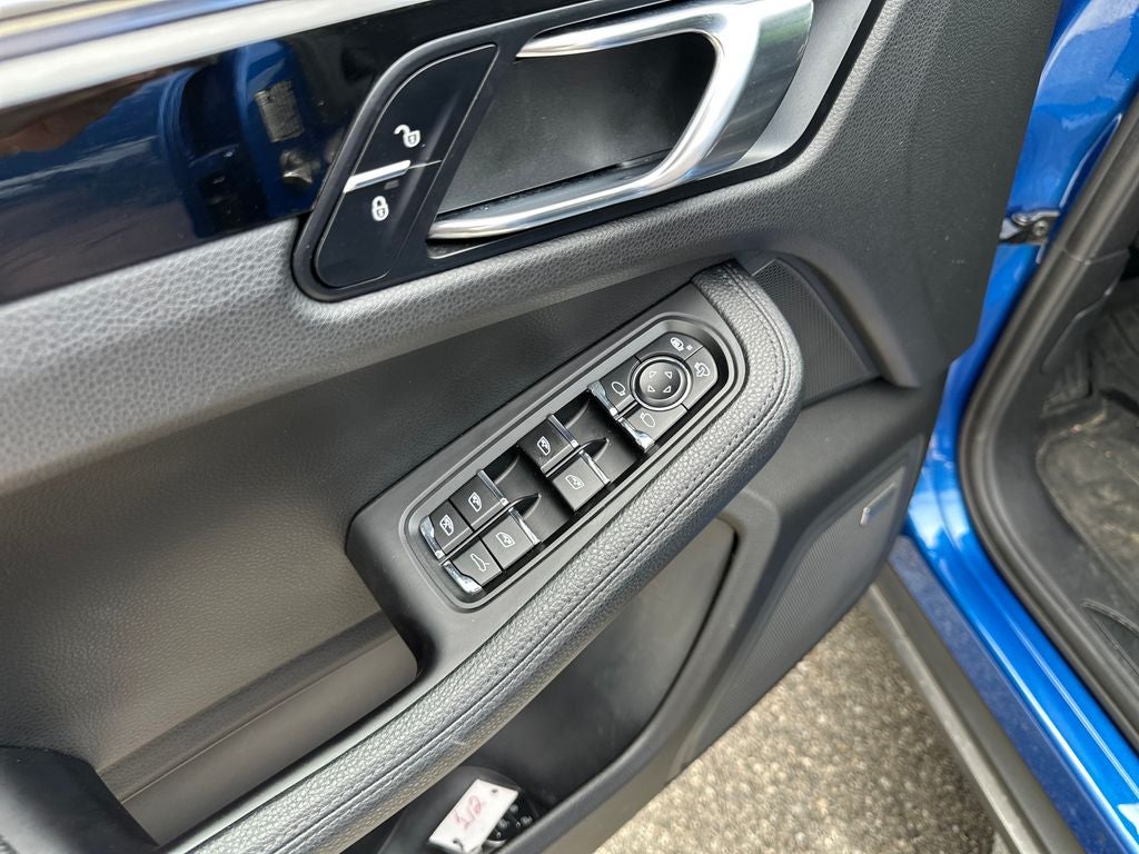2018 Porsche Macan Base