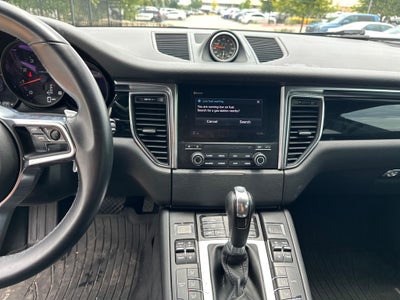 2018 Porsche Macan Base