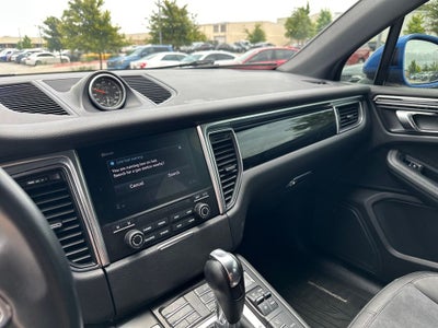 2018 Porsche Macan Base
