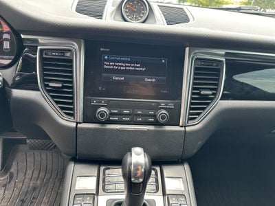 2018 Porsche Macan Base