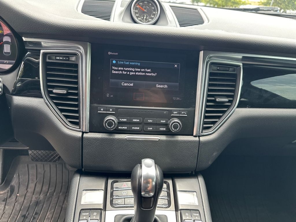 2018 Porsche Macan Base