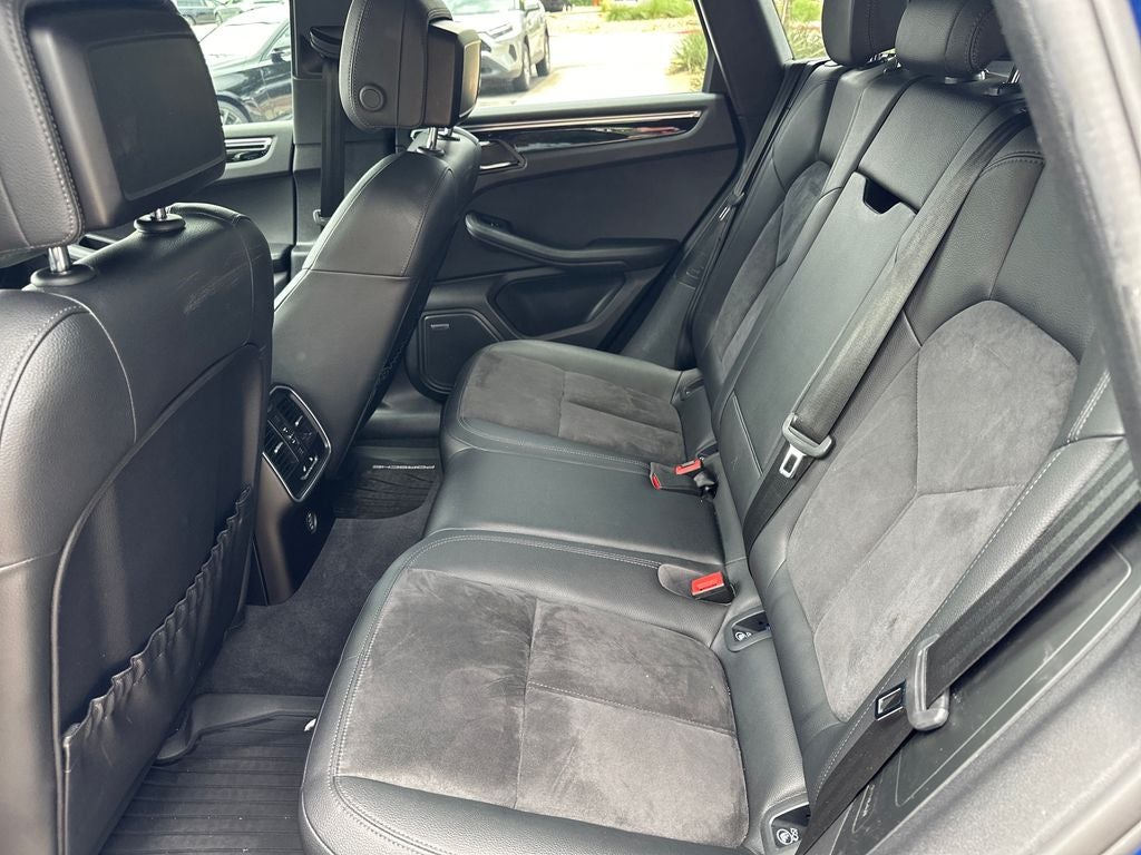 2018 Porsche Macan Base