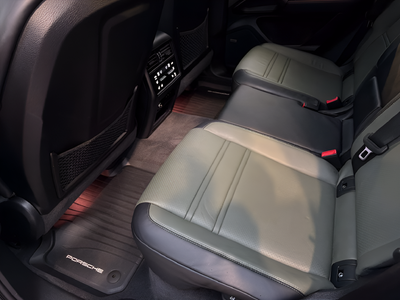 2024 Porsche Cayenne Coupe Base