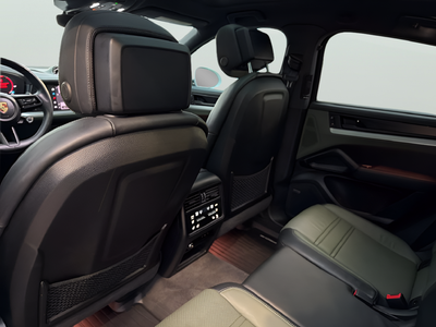 2024 Porsche Cayenne Coupe Base
