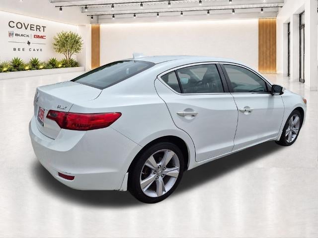 2015 Acura ILX 2.0L Automatic with Technology Package