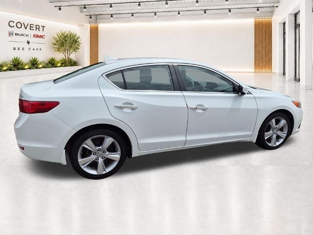 2015 Acura ILX 2.0L Automatic with Technology Package