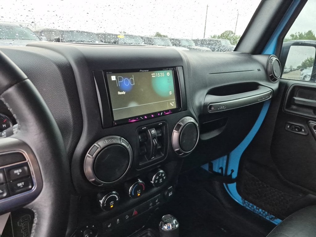 2018 Jeep Wrangler JK Unlimited Sahara