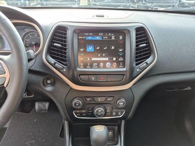 2018 Jeep Cherokee Limited FWD