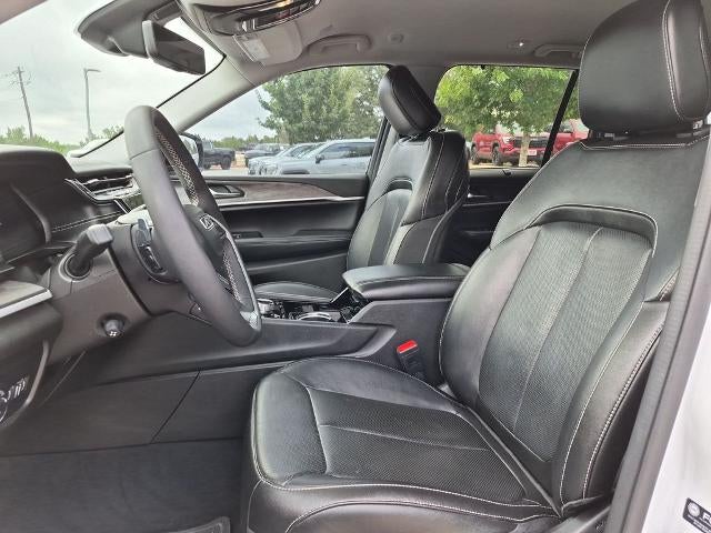 2023 Jeep Grand Cherokee Limited 4x2