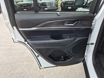 2023 Jeep Grand Cherokee Limited 4x2