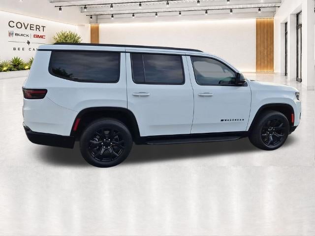 2023 Jeep Wagoneer 4x2