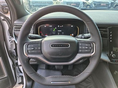 2023 Jeep Wagoneer 4x2