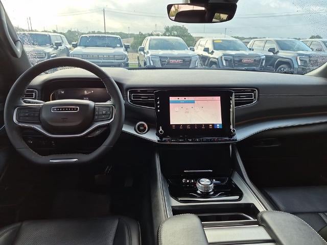 2023 Jeep Wagoneer 4x2