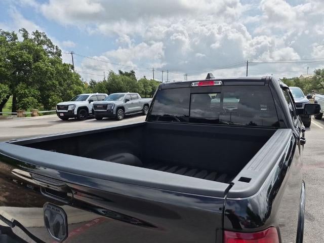 2022 RAM 1500 Laramie 4x4 Crew Cab 5'7" Box