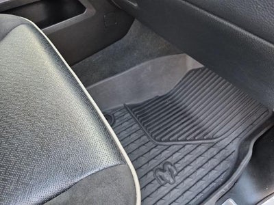 2022 RAM 1500 Laramie 4x4 Crew Cab 5'7" Box