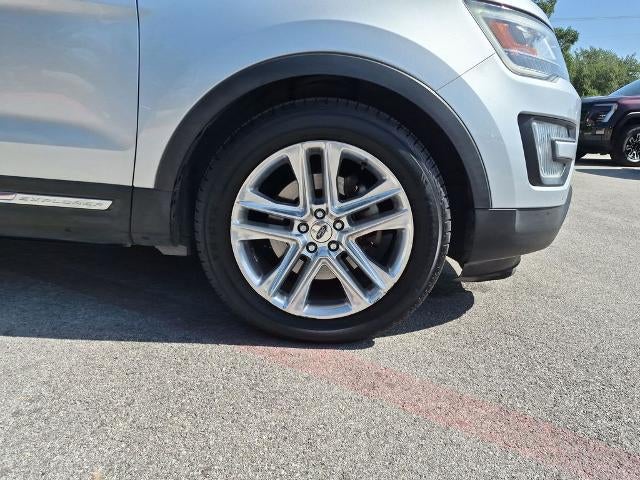2016 Ford Explorer FWD 4dr XLT