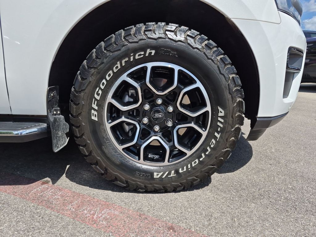 2023 Ford Expedition Max XLT