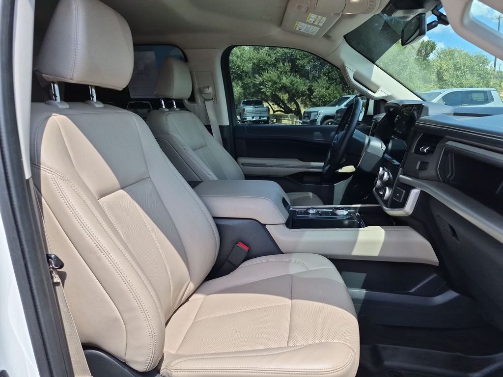 2023 Ford Expedition Max XLT