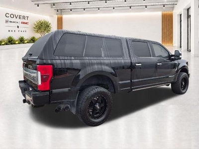 2017 Ford Super Duty F-350 SRW Platinum 4WD Crew Cab 6.75' Box