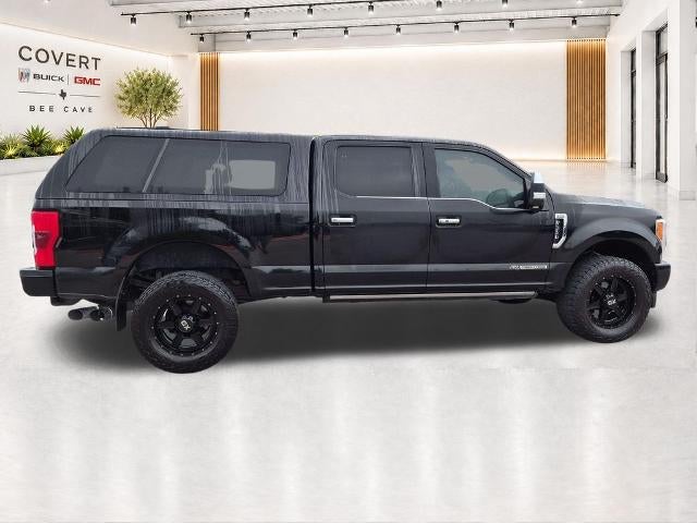 2017 Ford Super Duty F-350 SRW Platinum 4WD Crew Cab 6.75' Box