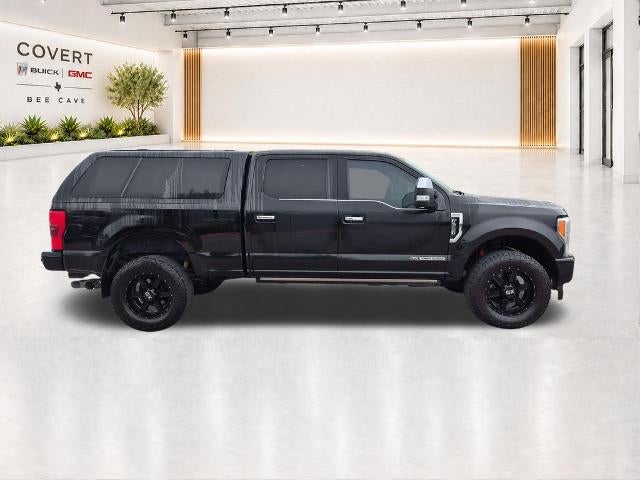 2017 Ford Super Duty F-350 SRW Platinum 4WD Crew Cab 6.75' Box