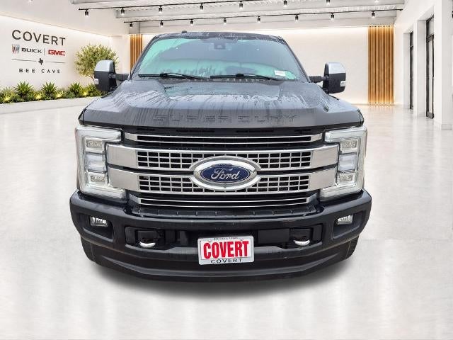2017 Ford Super Duty F-350 SRW Platinum 4WD Crew Cab 6.75' Box