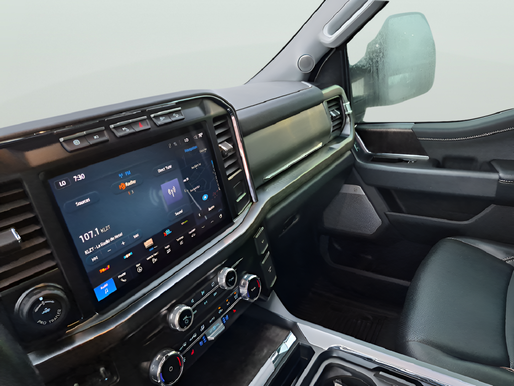 2023 Ford F-350SD Lariat