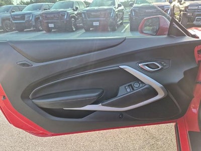 2017 Chevrolet Camaro 2dr Coupe 1SS