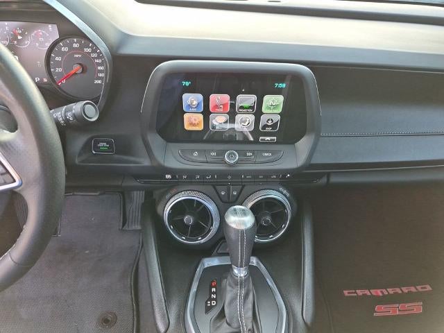 2017 Chevrolet Camaro 2dr Coupe 1SS