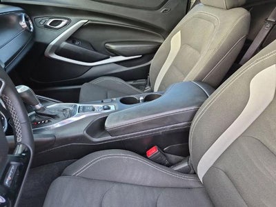 2017 Chevrolet Camaro 2dr Coupe 1SS