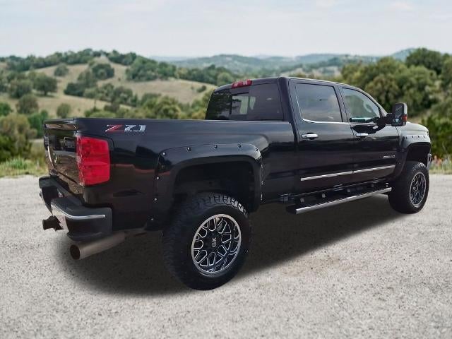 2018 Chevrolet Silverado 2500 HD Crew Cab Standard Box 4-Wheel Drive LTZ