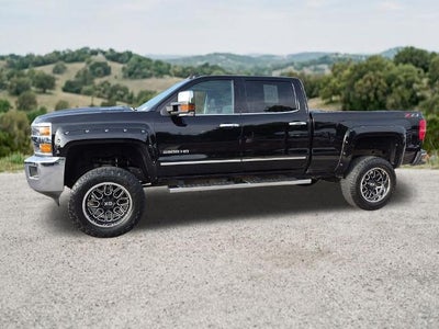 2018 Chevrolet Silverado 2500 HD Crew Cab Standard Box 4-Wheel Drive LTZ