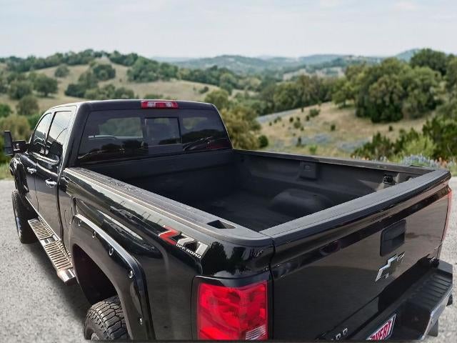 2018 Chevrolet Silverado 2500 HD Crew Cab Standard Box 4-Wheel Drive LTZ