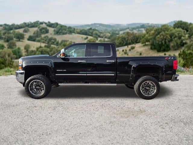 2018 Chevrolet Silverado 2500 HD Crew Cab Standard Box 4-Wheel Drive LTZ